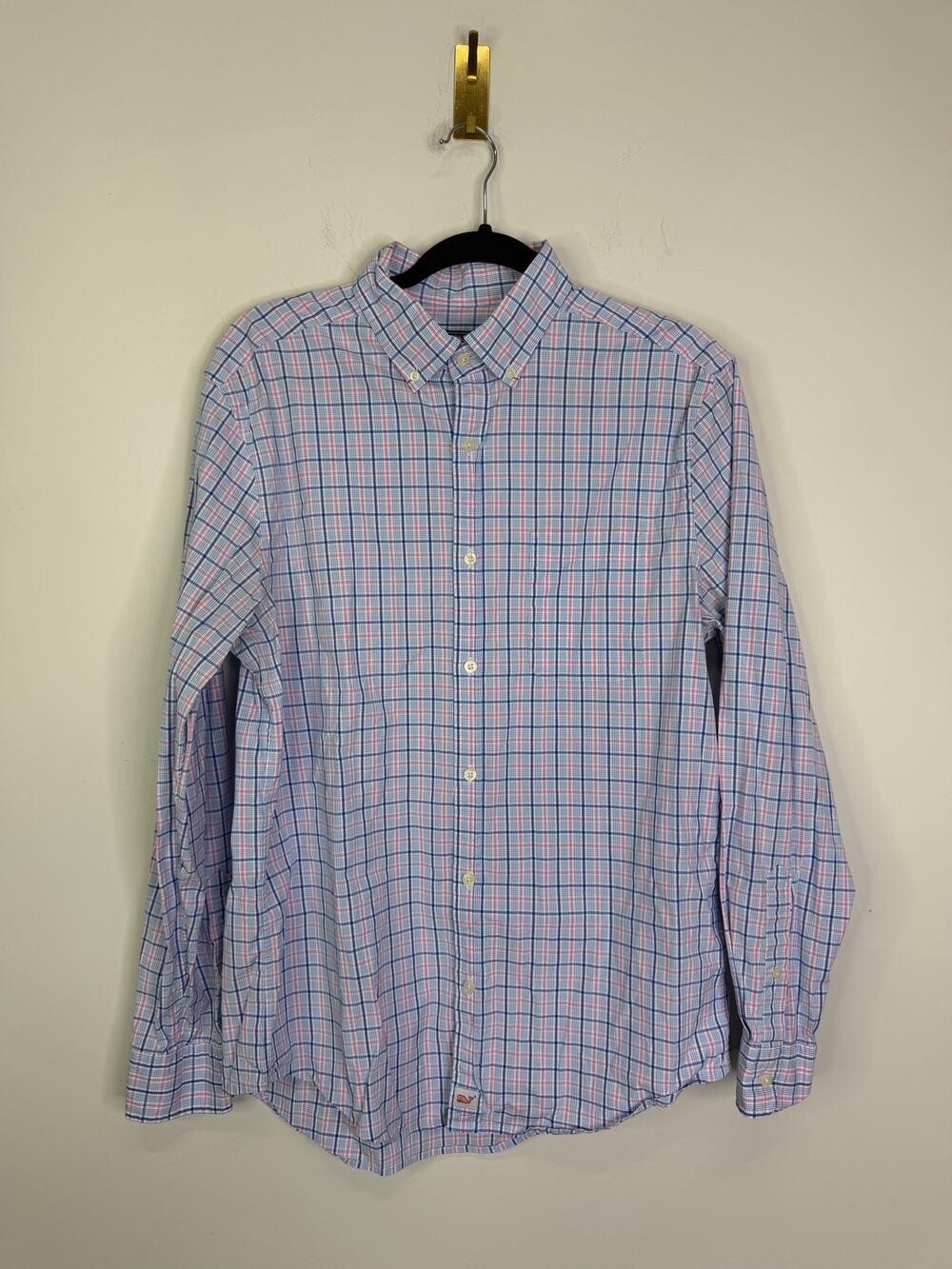 Vineyard Vines Plaid Button Down Shirt  Size Medium